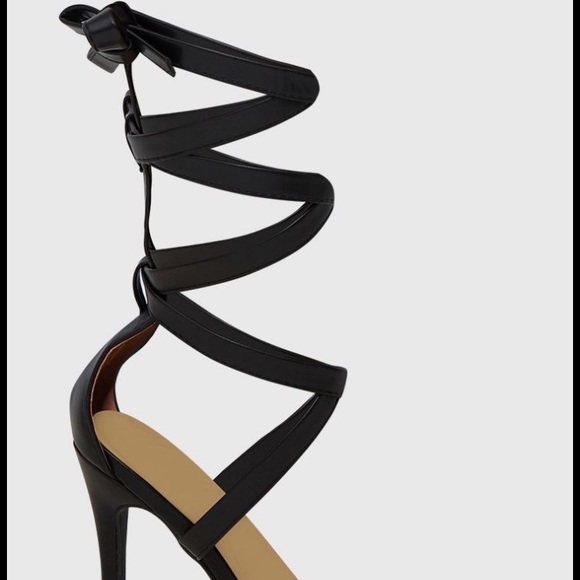 Stilettos - Picture 4 of 4